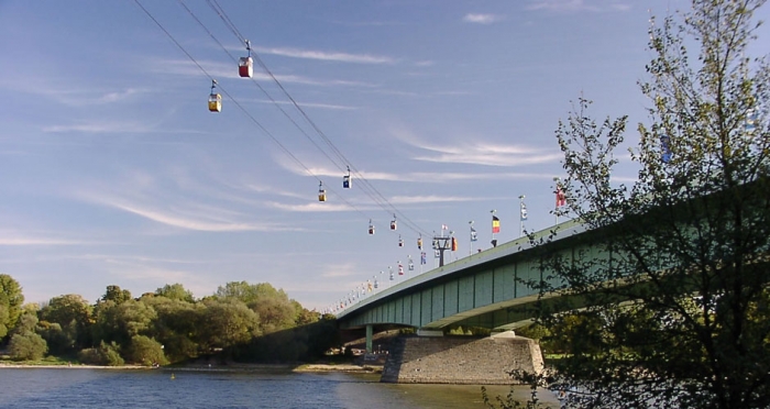 Deutzer Bridge - Colonia, Germania