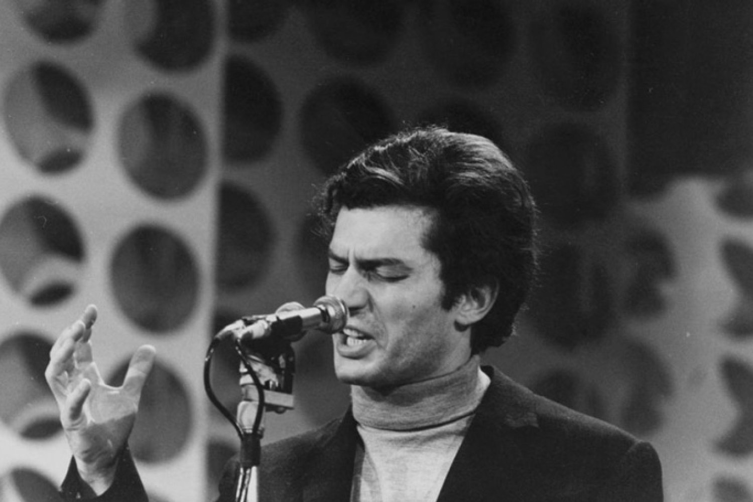 Un triplo di Luigi Tenco con