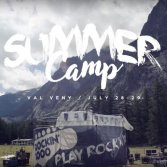 Un'immagine del “Rockin’1000 Summer Camp - Official Aftermovie"