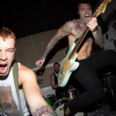 Salmo, Fedez, Blink 182: il pop punk ha il colpo della strega