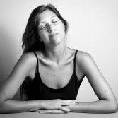 Julia Vigliarolo: canzoni dentro e fuori dallo spettro