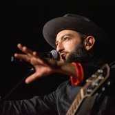 Vasco Brondi live a Magazzini Generali - foto di Starfooker