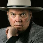 apple, La nuova vita di Neil Young, imprenditore della musica digitale