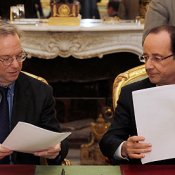 google, Google e il governo francese firmano un accordo per creare un fondo a favore dei giornali francesi