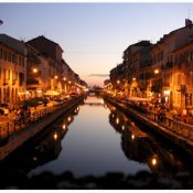 milano, Un assessore propone lo spegnimento della musica a mezzanotte all'interno dei locali.