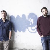 dance, I Crimea X sono due reggianoni, come dice lui, Rocca, storico dj del Maffia Club ma non solo. Ci sintetizza 30 anni di musica da discoteca, in Italia. Ci racconta il perché non siamo cresciti come le altre scene dance europee, tipo la Francia. E di come si è passati dall'importare suoni fighissimi e