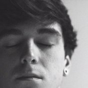 dubstep, In 19 anni di vita possono esserci molte cose, e capita che qualcuno riesca a pure a raccontarlo nei dischi. Yakamoto Kotzuga sta a Venezia e ama gli equilibri, le tante parti e i singoli elementi che dialogano tra di loro. Soul 2.0 ovviamente: due ep e due fulminazioni, per noi. Lui ti dice che mus