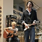acustico, Video acustico per i Black Eyed Dog