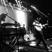 live, Gli His Clancyness tornano a casa dopo il tour europeo, e portano con sé sul palco le loro band preferite del momento