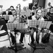 orchestra, I Tre Allegri Ragazzi Morti in versione Jazz Swing