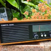legge, radio-vintage.jpg