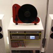 design, Giradischi verticale