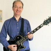 chitarra, Peter bradshaw e la sua chitarra ritrovata