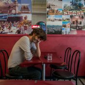 cantautore, Dente nuovo album Canzoni a metà