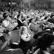 musica classica, pubblico che applaude