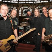 politica, b-street band