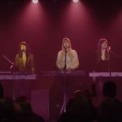 band, Au Revoire Simone