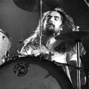 strano e lol, Bill Ward