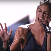inediti, Rita Bellanza mentre interpreta il suo inedito