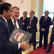 metal, Foto tratta dal profilo Twitter ufficiale del primo ministro danese Lars Løkke Rasmussen