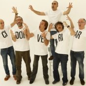 Sanremo, Elio e le Storie Tese (foto di Pigi Cipelli)