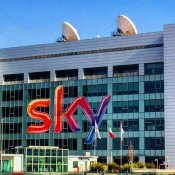 polemica, La sede romana di Sky, foto via