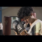 anteprima, Un'immagine del video di Scegli me tra i bisonti di Simona Norato