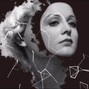 nuovo video, Un'immagine del video di Nuvole dei Di noi stessi e altri mondi