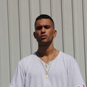 Mahmood - Ai quattro angoli del mondo con Mahmood Mahmood - Ai quattro angoli del mondo con Mahmood