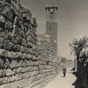 Nei musei e nei cimiteri