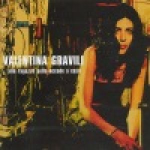 album Alle ragazze nulla accade a caso - Valentina Gravili