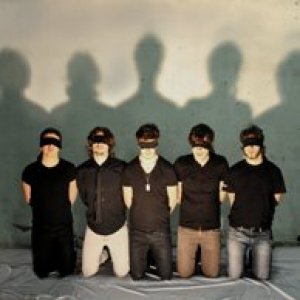 album EP - Under Static Movement