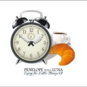 album Enjoy the little things - Penelope sulla Luna