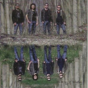 album Tramps & Thieves - Four Tramps