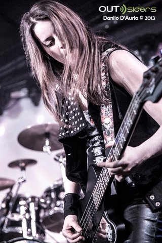 Erica Berton (Bass)