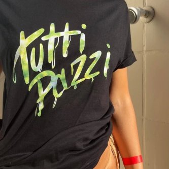 TUTTI PAZZI t-shirts