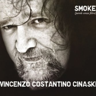 Copertina dell'album smoke - parole senza filtro, di Vincenzo Costantino Cinaski