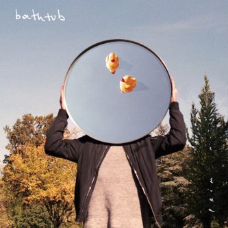 Copertina dell'album bathtub, di PRIM