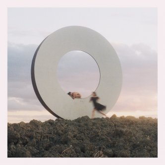 Copertina dell'album Running in Circles, di Guinevere