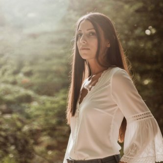 Copertina dell'album Canzoni Senza Senso, di Ariannah