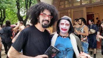DJoNemesis with Caparezza during the making of his video for the song "Compro Horror".