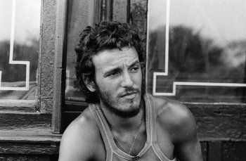 15. Bruce Springsteen - 64.5 milioni di copie