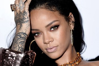 #13	Rihanna	(28 anni)