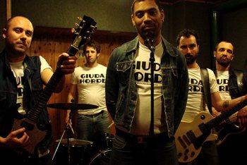 Domani l'album nuovo dei Giuda, qui invece ascoltate il primo album Rolley Racer