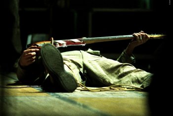 Continua la rassegna di fotografie bellissime dedicate alla musica: oggi tocca a Silva Rotelli