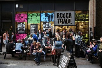 Lo storico negozio Rough Trade a Brick Lane