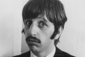 Ringo Starr mette all'asta la sua collezione