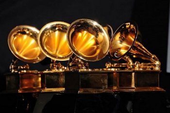 Tommaso Colliva e Giovanni Versari vincono il Grammy per il disco dei Muse