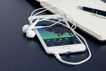 smartphone auricolari musica
