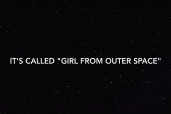 Un'immagine del video di "Girl from Outer Space" dei Canadians